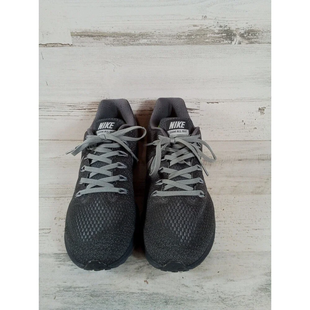 Nike product pair